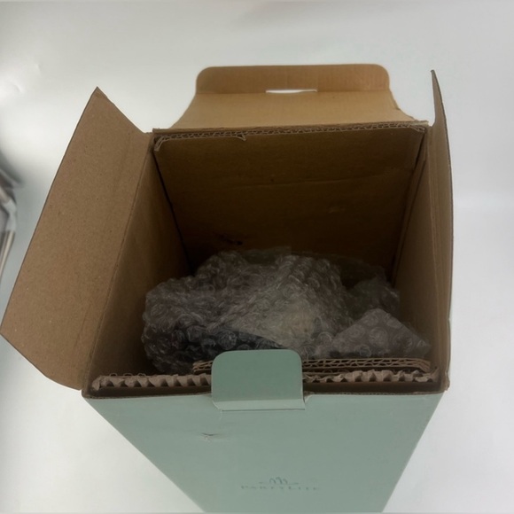 PartyLite Bones Skeleton Votive Holder Black Metal Halloween Decor Retired - Picture 7 of 7